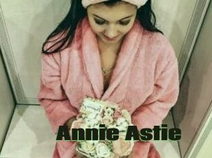 Annie_Astie