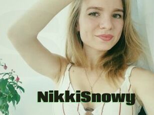 NikkiSnowy