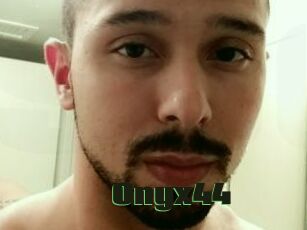 Onyx44