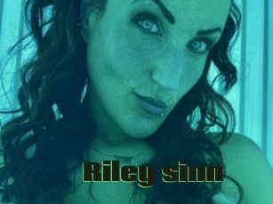 Riley_sinn