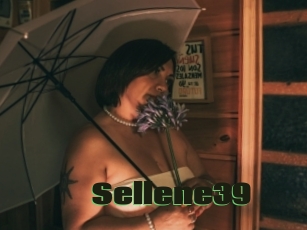 Sellene39